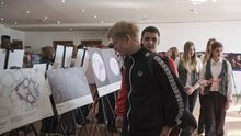 В Музее оружия открылись выставки «Наука близко» и «Наука в лицах»