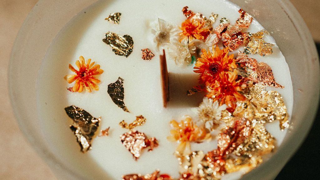 Мастер-класс по созданию контейнерной свечи «Форма любви»