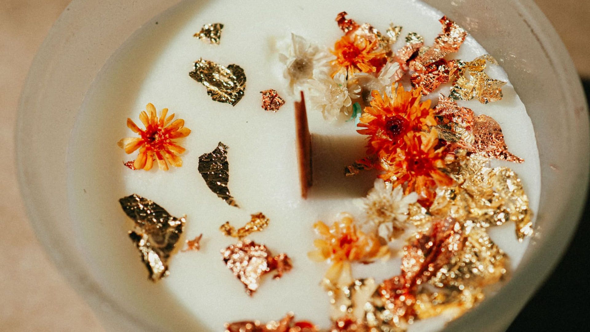 Мастер-класс по созданию аромасвечей «Аромат любимой книги»